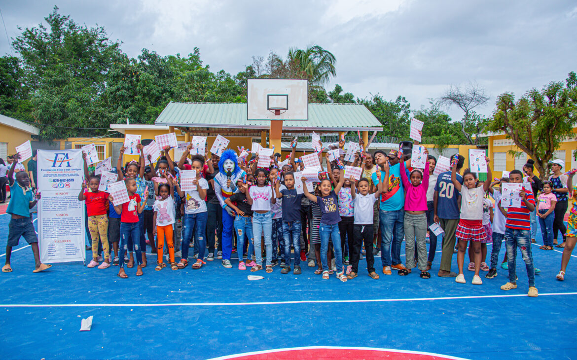 Un Día de Alegría y Sonrisas en la Escuela de Las Charcas de Garabito